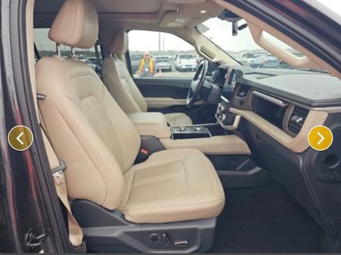 Used 2024 Ford Expedition Max Limited image 6