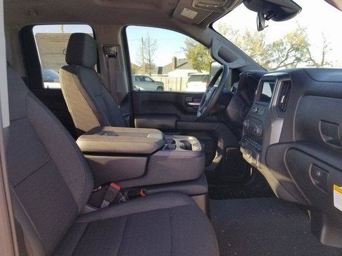 New 2026 Chevrolet Silverado 2500 Custom w/ Custom Convenience Package image 15