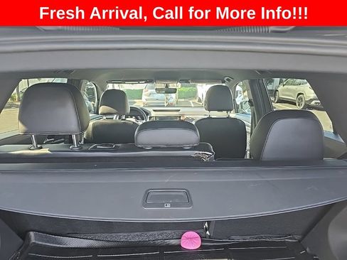 Used 2022 Volkswagen Atlas Cross Sport SE AWD/4WD image 18