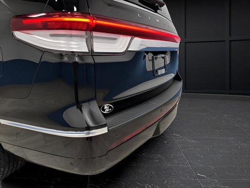 Used 2024 Lincoln Navigator L Reserve image 39