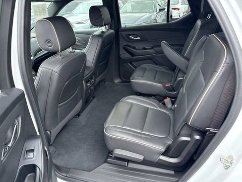 Used 2023 Chevrolet Traverse Premier w/ Redline Edition AWD/4WD image 17