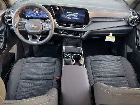 New 2026 Chevrolet Equinox LT image 10