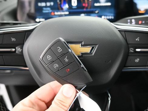 New 2026 Chevrolet Traverse LT image 33