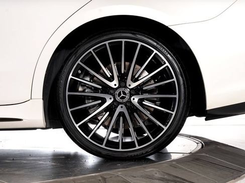Used 2023 Mercedes-Benz S 580 4MATIC Sedan image 14