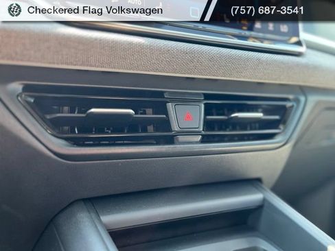 Used 2026 Volkswagen Tiguan S FWD image 39