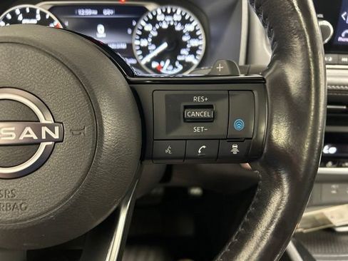 Used 2023 Nissan Rogue SV w/ SV Premium B Package AWD/4WD image 27