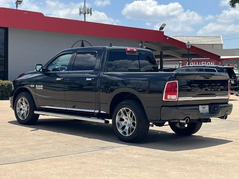 Used 2017 RAM 1500 Limited RWD image 3