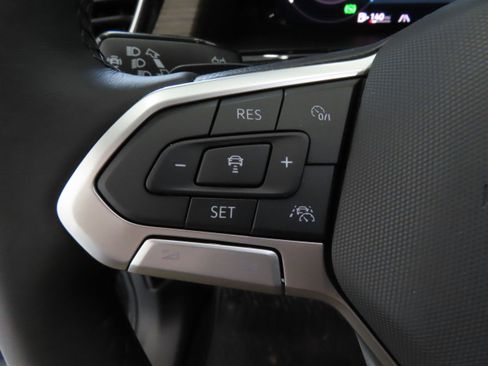 New 2026 Volkswagen Atlas SEL Premium R-Line AWD/4WD image 14