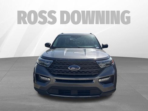 Used 2021 Ford Explorer XLT w/ Equipment Group 202A image 2