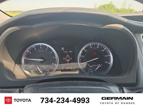 Used 2017 Toyota Highlander XLE w/ Carpet Mat Package AWD/4WD image 23
