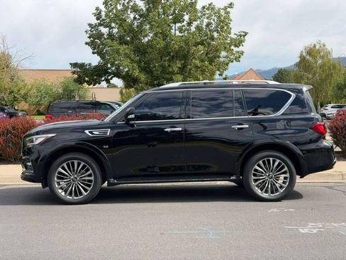 Used 2018 INFINITI QX80 4WD w/ Driver Assistance Package image 7