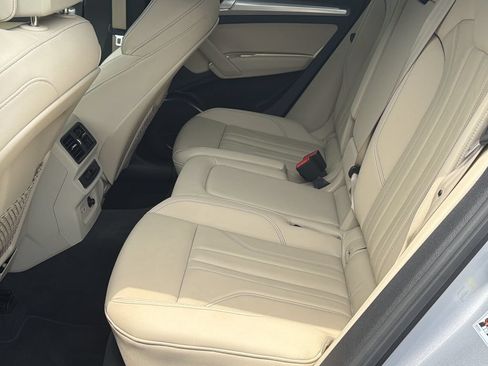 Used 2025 Audi Q5 2.0T Premium AWD/4WD image 15