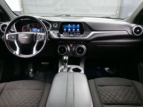 Used 2020 Chevrolet Blazer LT image 17