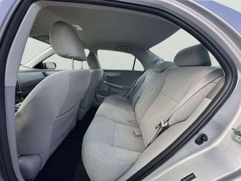 Used 2010 Toyota Corolla LE w/ All Weather Guard Pkg FWD image 19