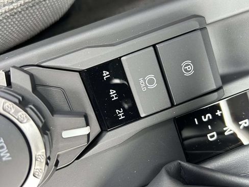 New 2026 Toyota 4Runner SR5 AWD/4WD image 22