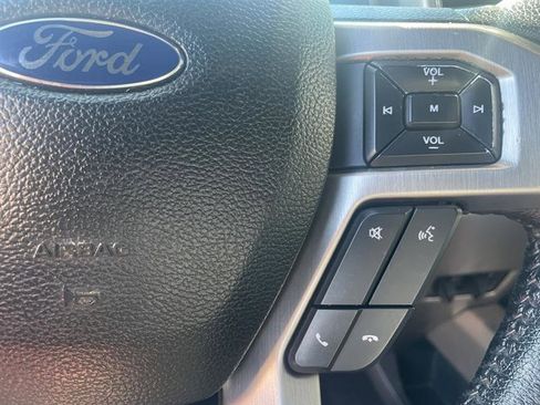 Used 2015 Ford F150 Platinum w/ Equipment Group 701A Luxury image 17