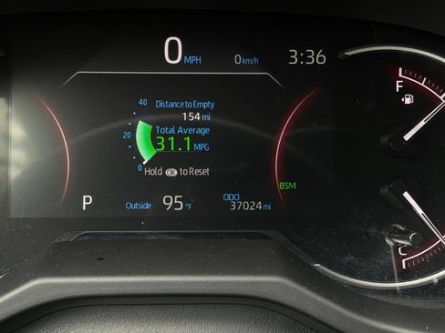 Used 2025 Toyota RAV4 XLE FWD image 38