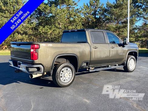 Used 2022 Chevrolet Silverado 3500 LT w/ Convenience Package image 7