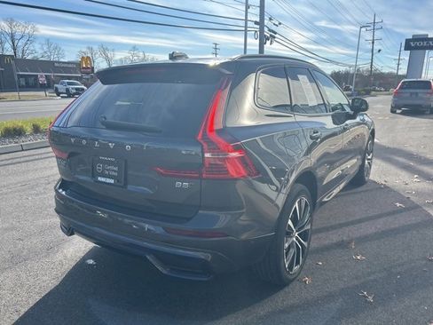 Certified 2025 Volvo XC60 B5 Plus image 5