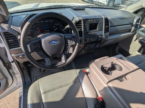 Used 2020 Ford F550 2WD Regular Cab Super Duty image 21