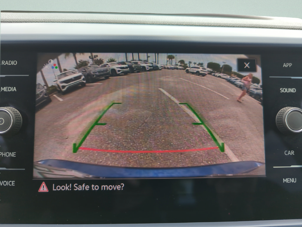 Used 2023 Volkswagen Taos SE FWD image 34