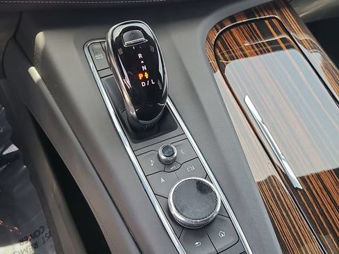 Used 2023 Cadillac Escalade ESV Premium Luxury RWD image 36