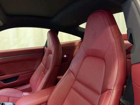 Used 2022 Porsche 911 Carrera image 23