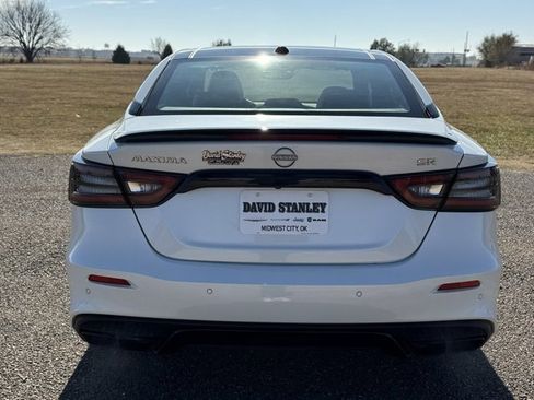 Used 2023 Nissan Maxima SR w/ Sport Mat Group image 5