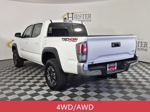 Used 2020 Toyota Tacoma TRD Off-Road AWD/4WD image 6