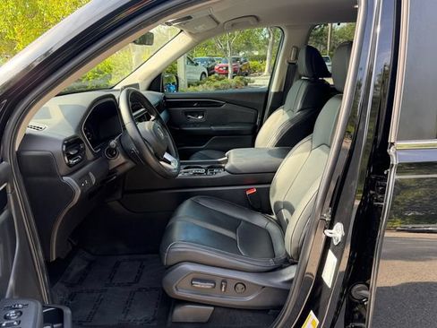 Used 2024 Honda Pilot EX-L image 10