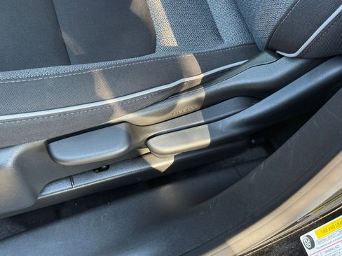 Used 2025 Chevrolet TrailBlazer LT image 23