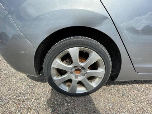 Used 2011 Hyundai Elantra Limited FWD image 15