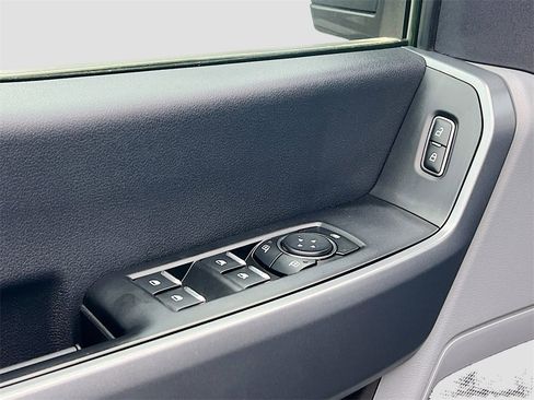 Used 2024 Ford F250 XLT w/ FX4 Off-Road Package image 17