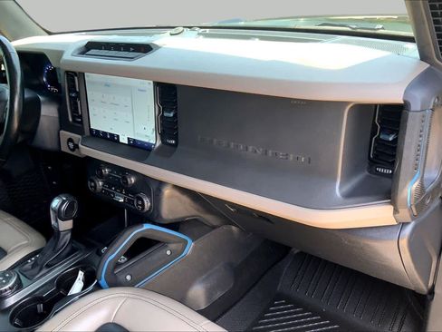 Used 2024 Ford Bronco Wildtrak AWD/4WD image 18