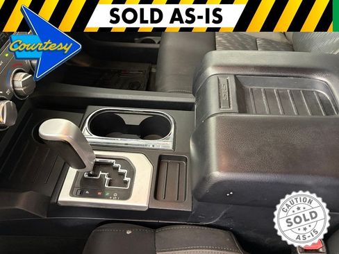 Used 2018 Toyota Tundra SR5 w/ SR5 Upgrade Package AWD/4WD image 28