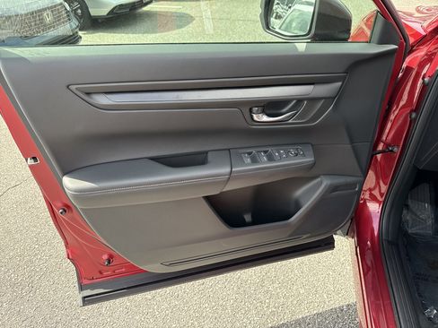 Used 2025 Honda CR-V Sport image 14