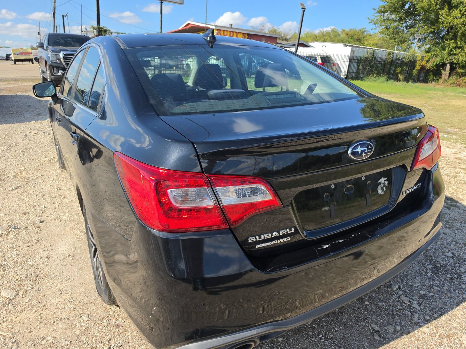 Used 2019 Subaru Legacy 2.5i Premium AWD/4WD image 2