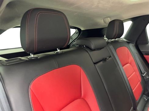 Used 2020 Jaguar F-PACE Checkered Flag image 41