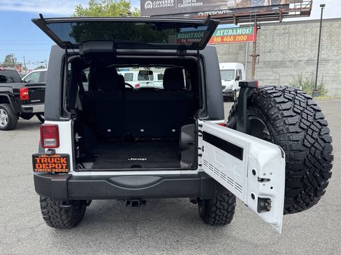 Used 2013 Jeep Wrangler Unlimited Sport AWD/4WD image 9