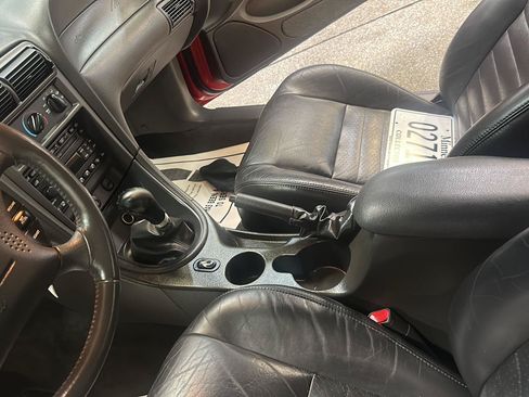Used 2002 Ford Mustang GT RWD image 25