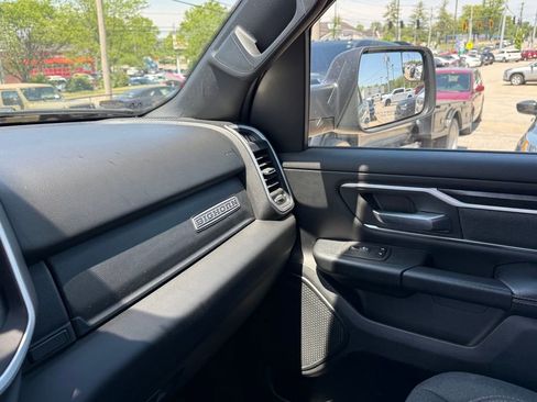 Used 2020 RAM 1500 Big Horn AWD/4WD image 24