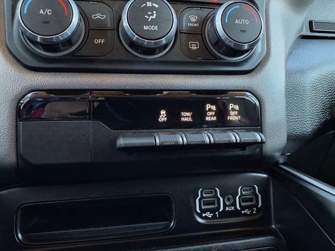 Used 2020 RAM 1500 Big Horn image 15
