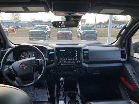 Used 2023 Nissan Frontier PRO-4X w/ Pro-4X Premium Package image 12