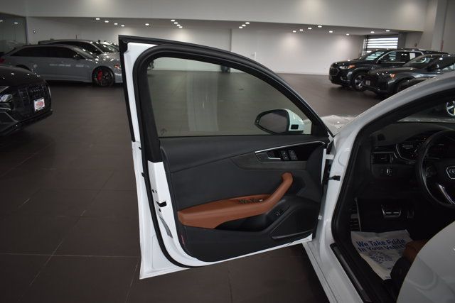 Used 2023 Audi A4 2.0T Premium Plus w/ Premium Plus Package AWD/4WD image 9