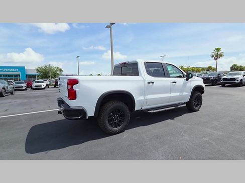 New 2026 Chevrolet Silverado 1500 ZR2 AWD/4WD image 19
