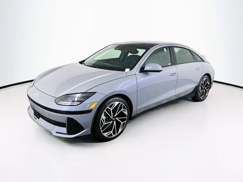 Used 2024 Hyundai Ioniq 6 Limited RWD image 3