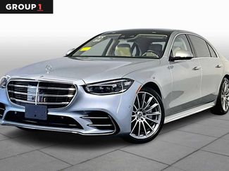 Used 2022 Mercedes-Benz S 580 4MATIC Sedan video 1