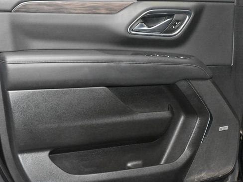 Used 2021 Chevrolet Tahoe Z71 AWD/4WD image 4