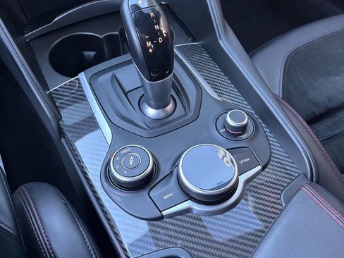 Used 2019 Alfa Romeo Giulia Quadrifoglio w/ Driver Assist Dynamic Package image 15