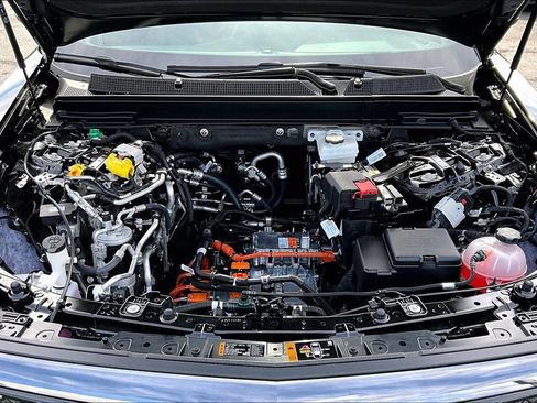 New 2026 Cadillac Lyriq Sport RWD image 17